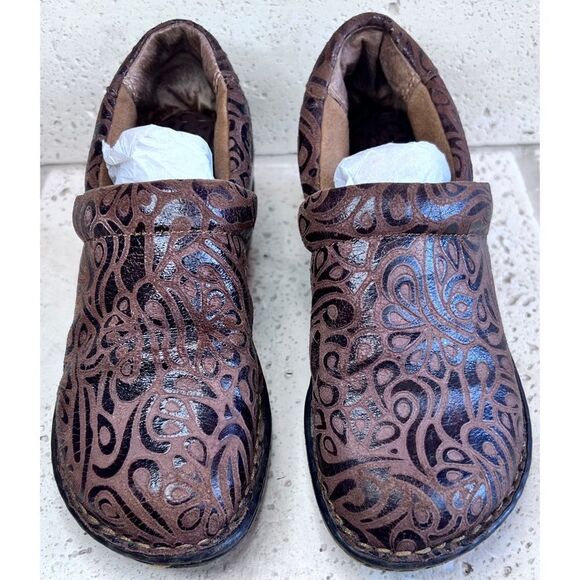 BOC BORN WOMENS Clogs, PEGGY Brown TOOLED SHOES SIZE 6 - Picture 1 of 12